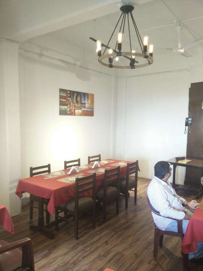 โรงแรมสแตรนด์ โคลาบา มุมไบ ภายนอก รูปภาพ
